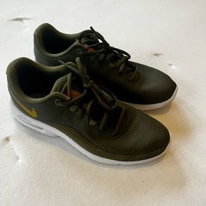 Nike Airmax sneakers